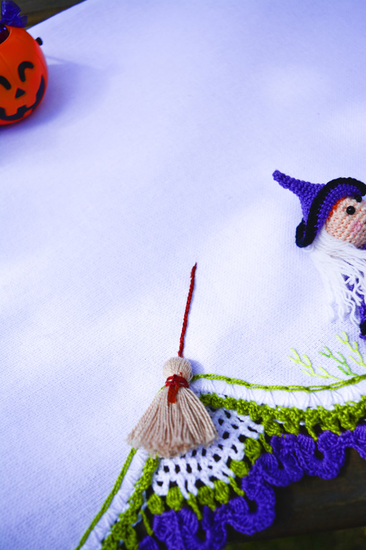 Canto do Pano Artesanato: Roupinha de boneca em crochê